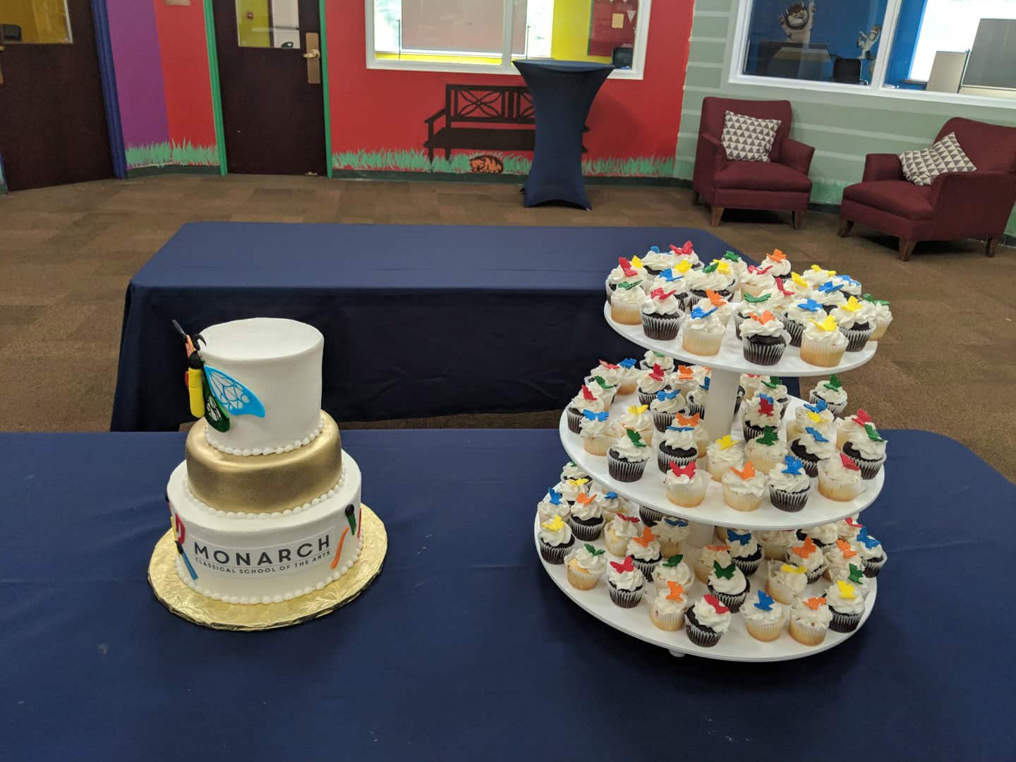 School Celebration Cake and Cupcakes