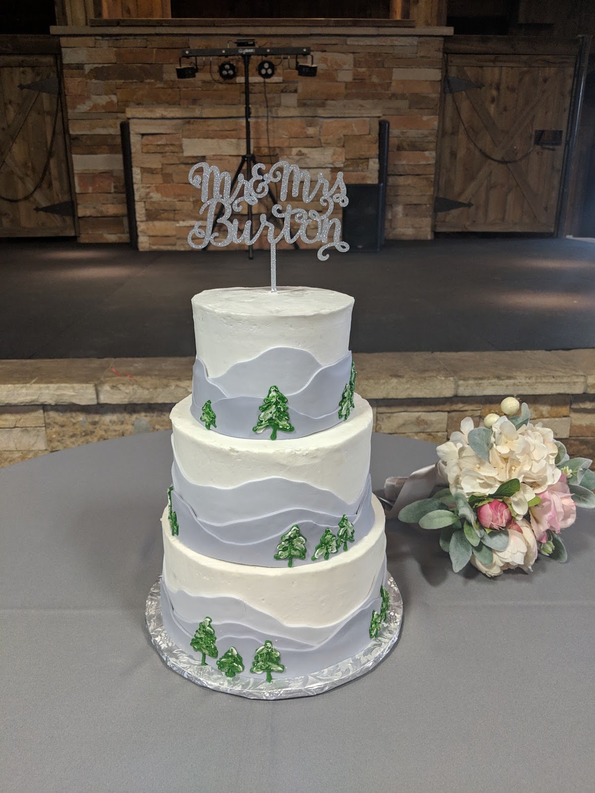 Pastel Mountain Wedding Cake Pastel Mountain Wedding Cake
