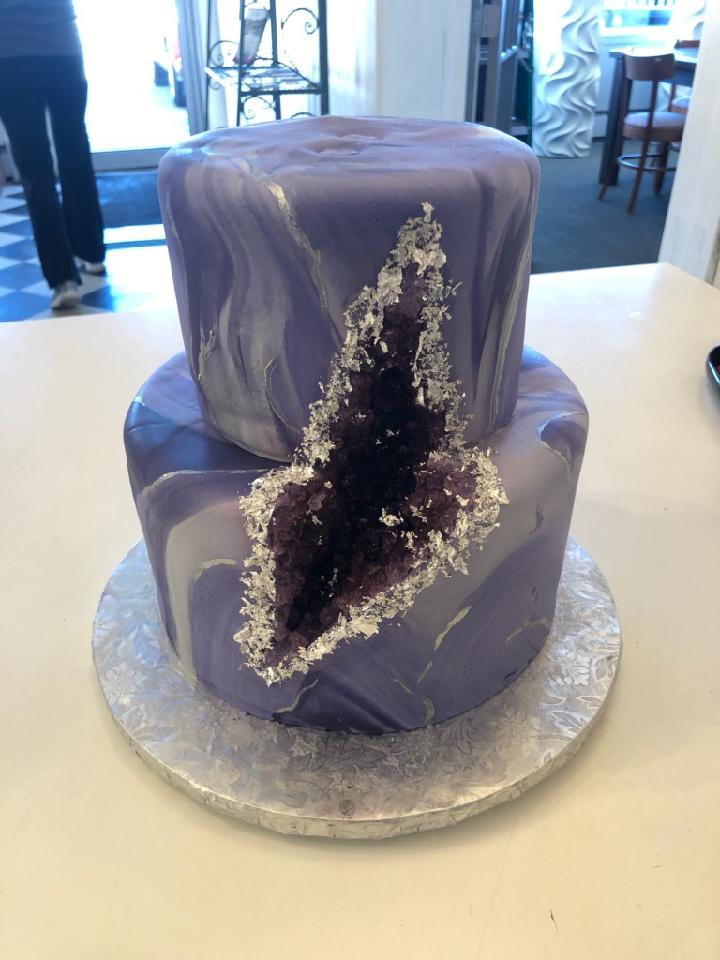 Purple Marbled Geode Cake Purple Marbled Geode Cake