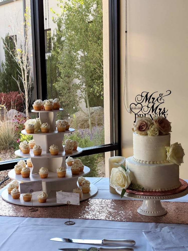 Wedding Cake With Mini Cupcakes Wedding Cake With Mini Cupcakes
